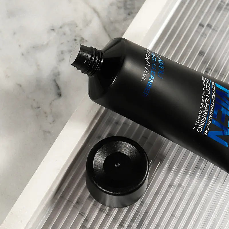 Men's Exfoliating Cleansing Face Wash